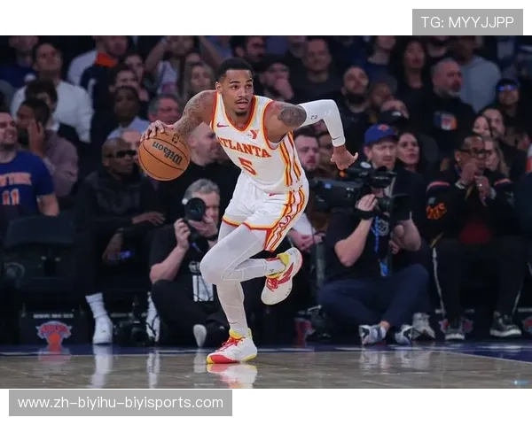 穆雷目前在NBA效力于哪支球队，他的场上位置是什么